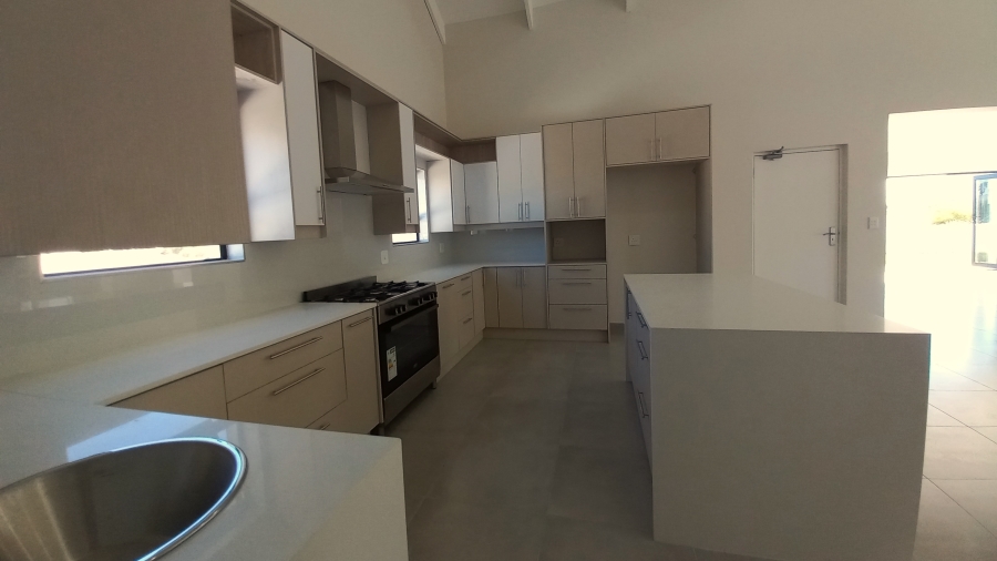 3 Bedroom Property for Sale in Brittania Beach Estate Western Cape